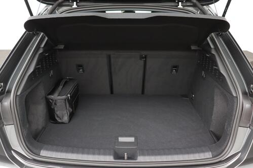 AUDI A3 Sportback 30 TDI S Line S-Tronic | Navigation | Cruise Control | Audi Virtual Cockpit Plus | Tinted Windows | Heated Sports Seats | Audi Smartphone Interface