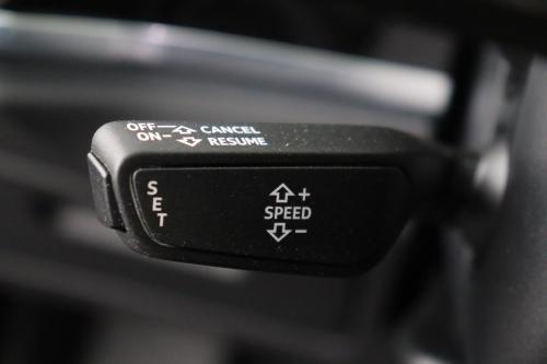 AUDI Q3 35 TFSI 150HP S-Tronic | Leather | Audi Drive Select | Audi Smartphone Interface | Alloy Wheels | Airco | Rear View Camera