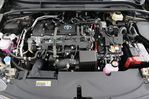 TOYOTA Corolla HB 1.8 Hybrid CVT Dynamic