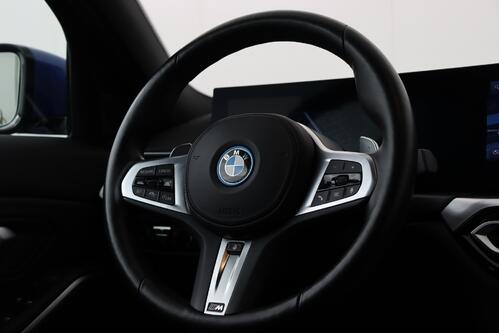 BMW 330 G20 - e  XDRIVE LIMOUSINE M-SPORT PHEV   + GPS + CAMERA + PDC + CRUISE + VIRT. COCKPIT + ALU 19